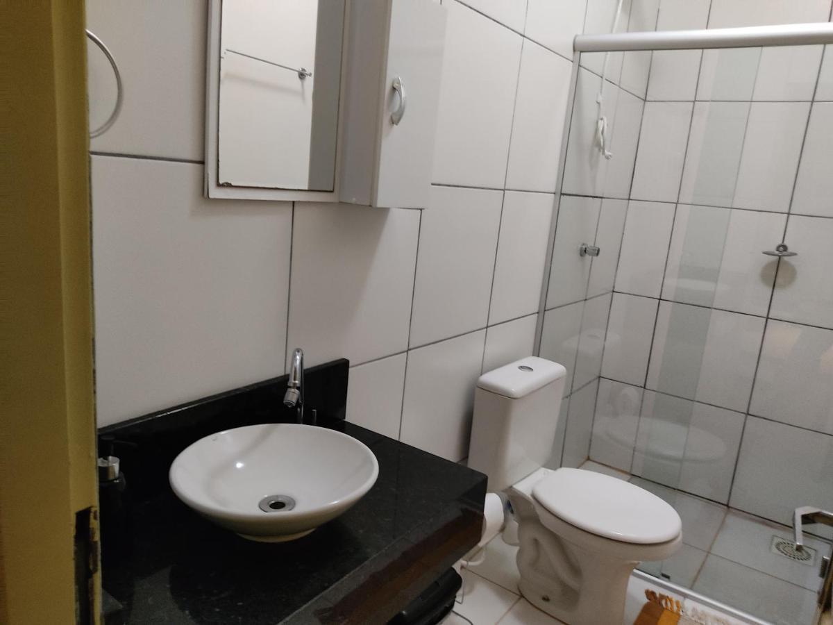 Вилла Barros Hospedagem Алту-Параизу-ди-Гояс Экстерьер фото